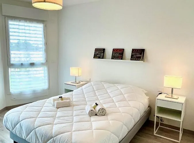 Appartement T4 Avec Grande Terrasse Et Parking Prive *